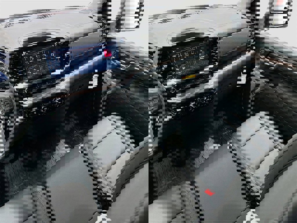 New 2026 GMC Sierra 3500 SLT image 24