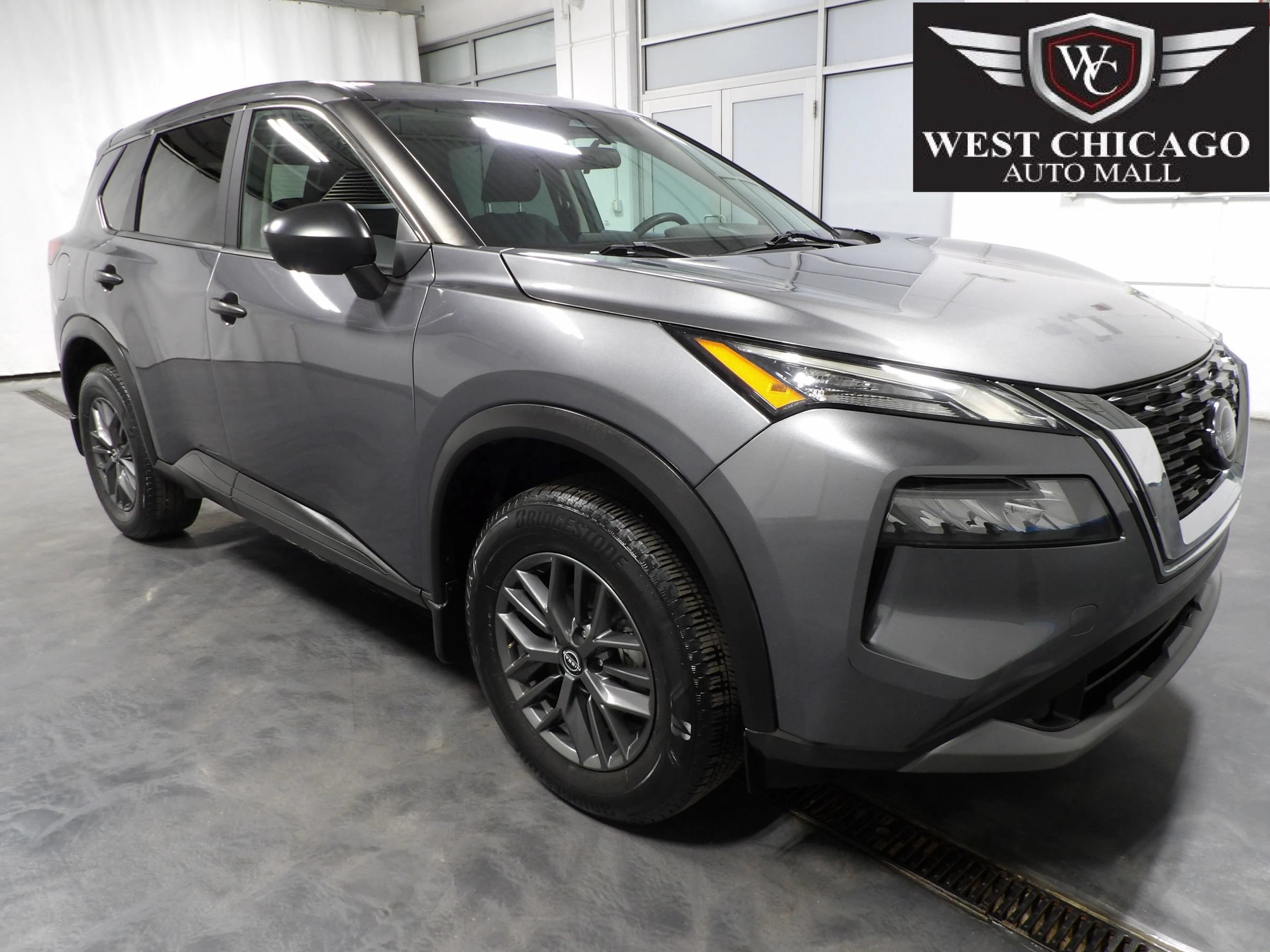 Used 2022 Nissan Rogue S FWD image 1