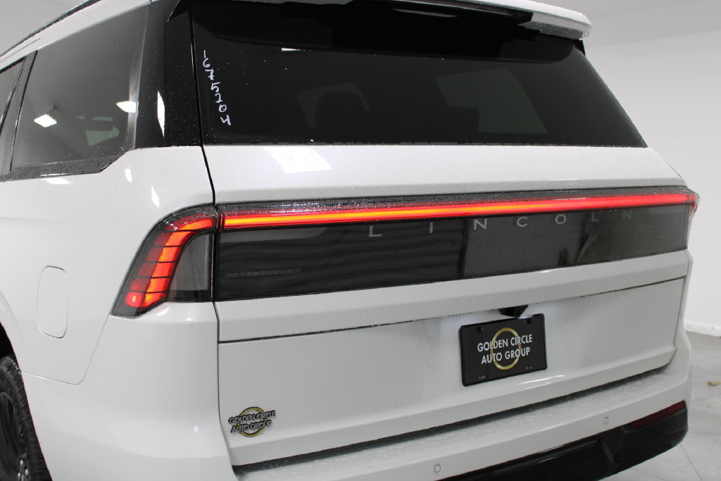 New 2026 Lincoln Navigator Reserve w/ Jet Appearance Package AWD/4WD image 61
