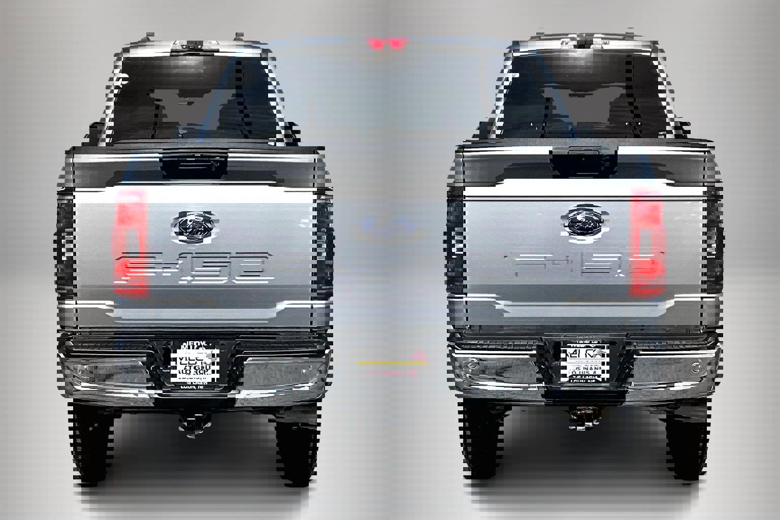 Used 2022 Ford F150 XLT w/ Trailer Tow Package image 5