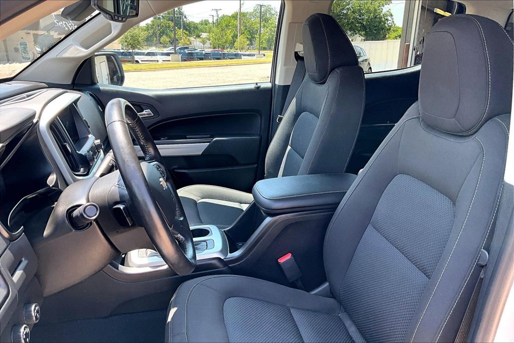 Used 2022 Chevrolet Colorado LT AWD/4WD image 31