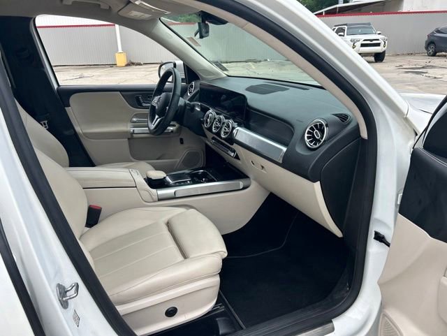 Used 2021 Mercedes-Benz GLB 250 image 18