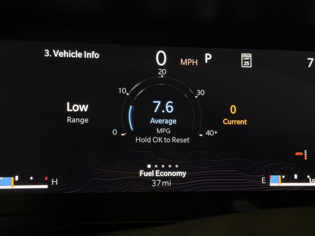 Used 2025 Jeep Grand Cherokee L Overland w/ Trailer Tow Package AWD/4WD image 17