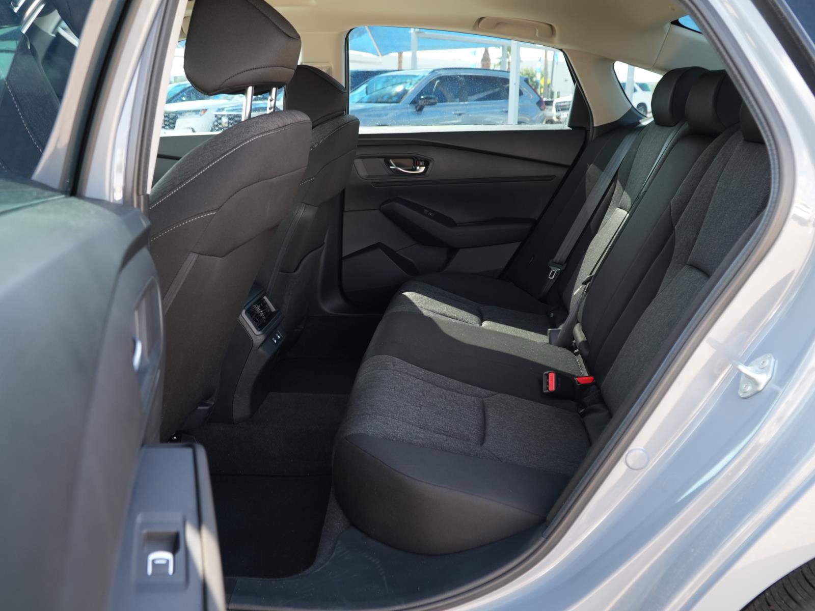 Used 2025 Honda Accord SE image 19