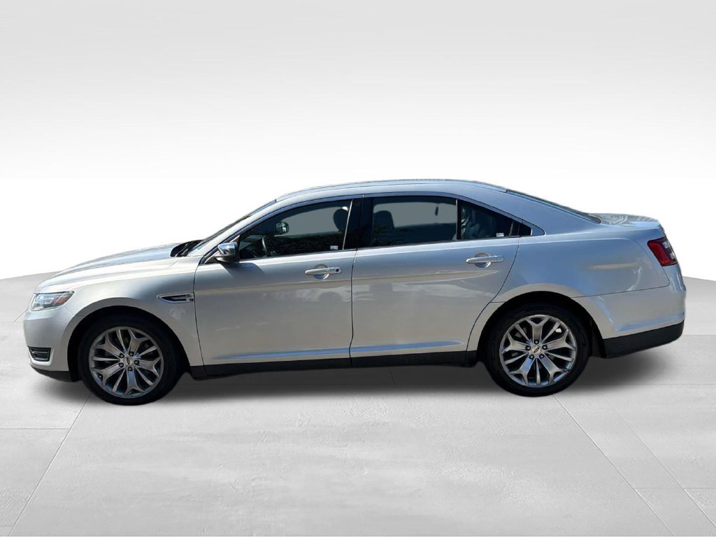 Used 2019 Ford Taurus Limited FWD image 6