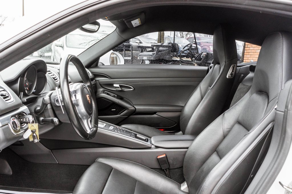 Used 2015 Porsche Cayman image 26