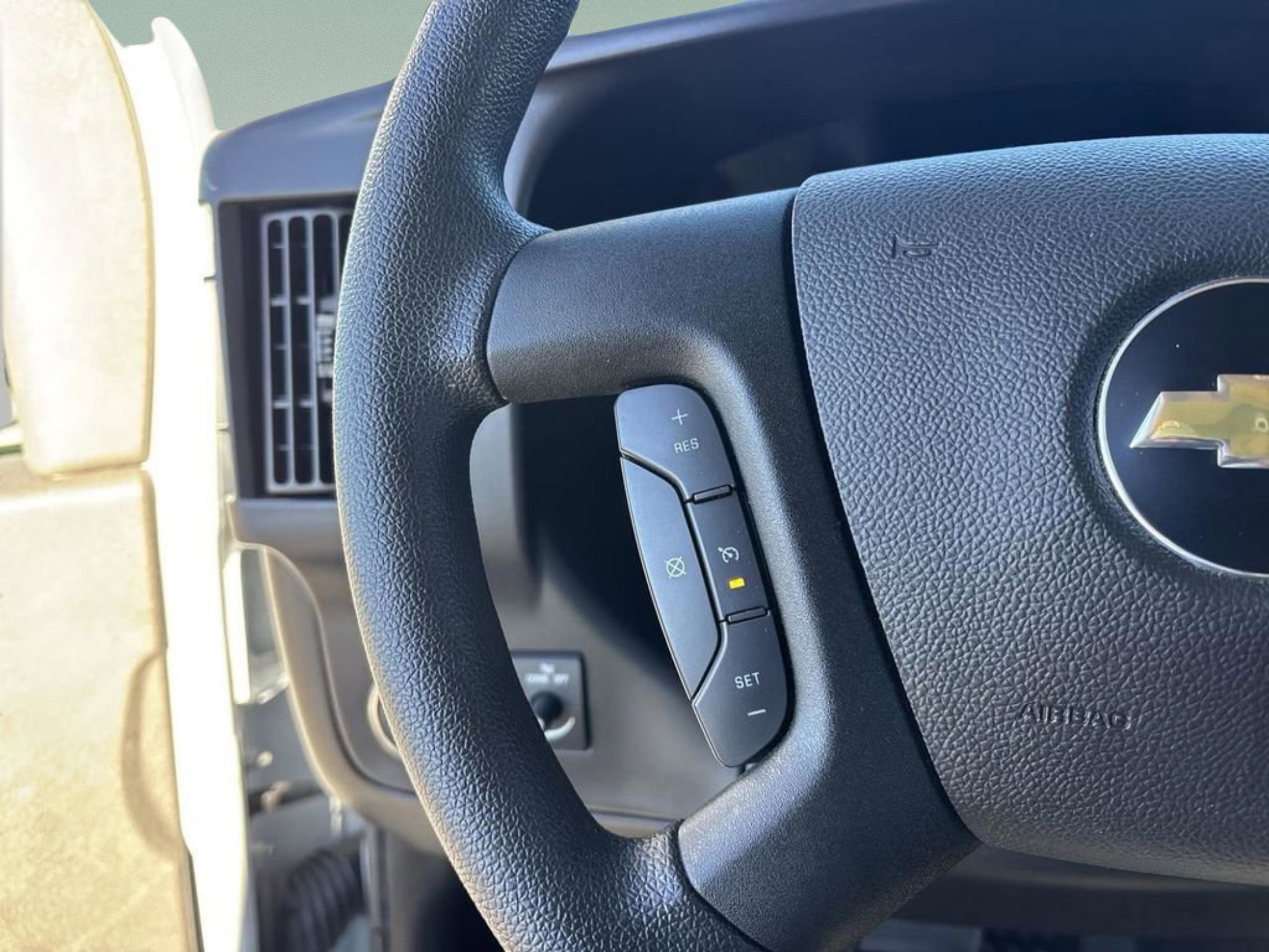 Used 2024 Chevrolet Express 2500 w/ Driver Convenience Package RWD image 21