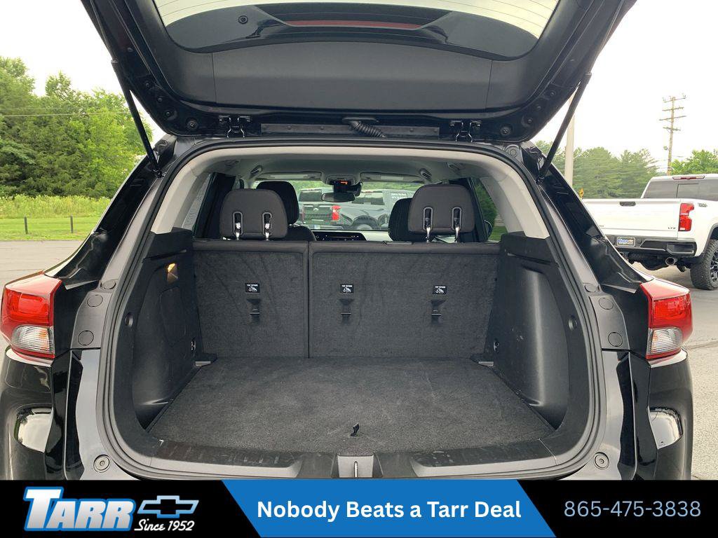Used 2025 Chevrolet TrailBlazer LT AWD/4WD image 19