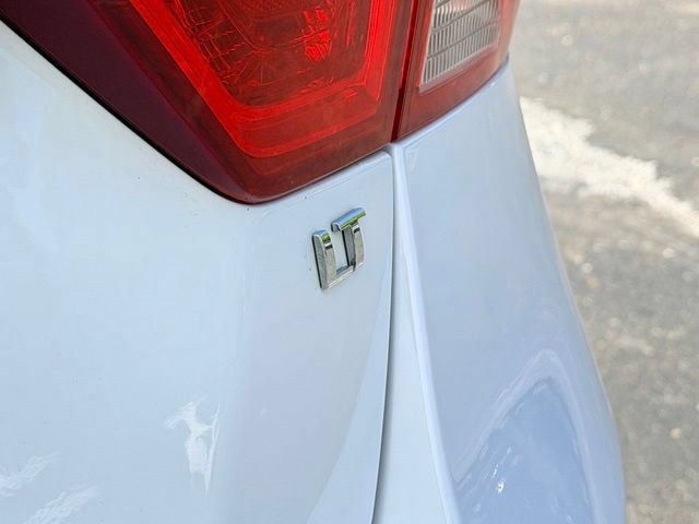 Used 2016 Chevrolet Impala LT w/ Convenience Package FWD image 25