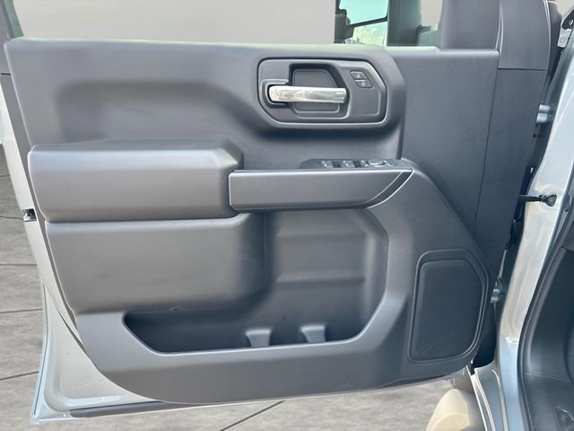 Used 2026 Chevrolet Silverado 2500 Custom w/ Custom Value Package image 10