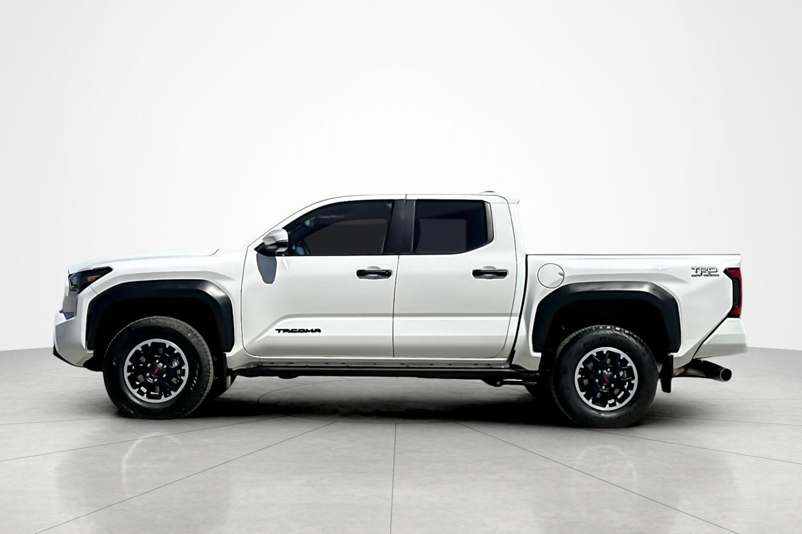 Certified 2024 Toyota Tacoma TRD Sport image 2
