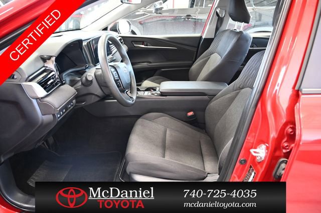 Certified 2025 Toyota Camry LE image 9