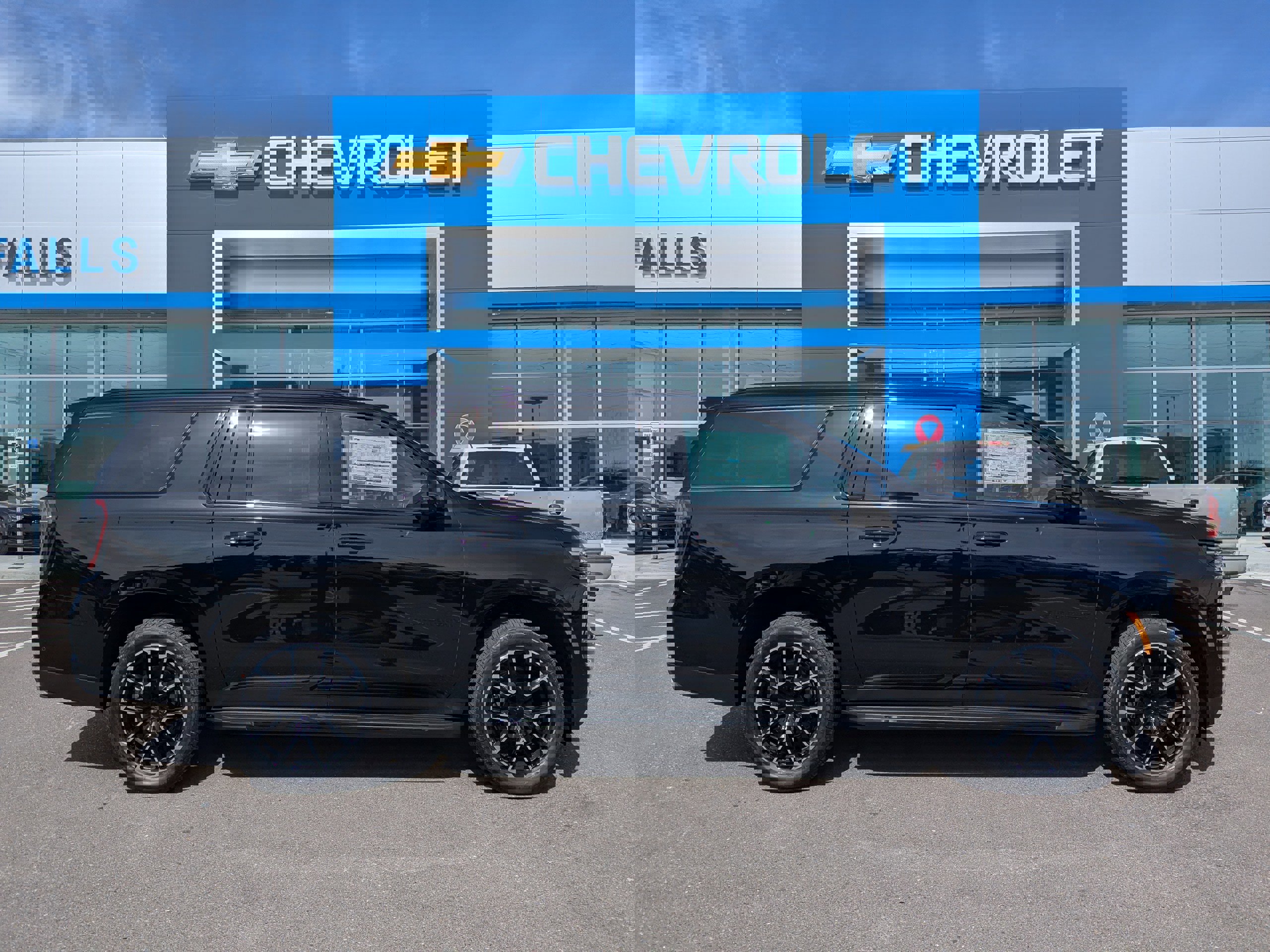 New 2026 Chevrolet Suburban RST image 39