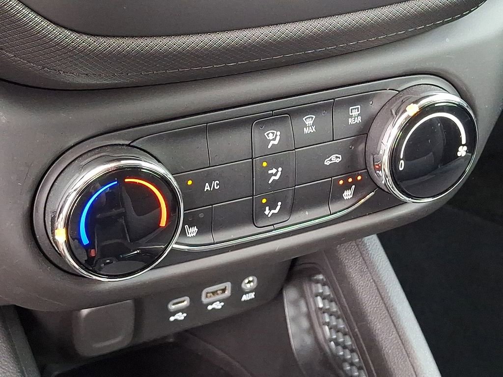 Used 2023 Chevrolet TrailBlazer LT FWD image 15