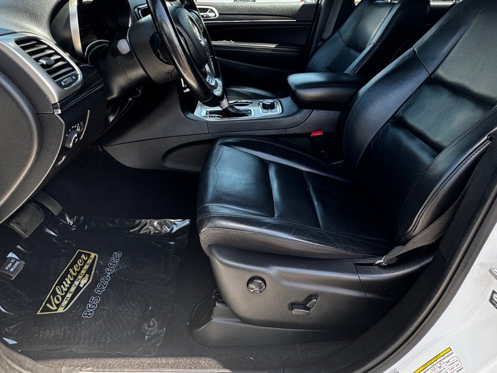 Used 2021 Jeep Grand Cherokee Limited image 10