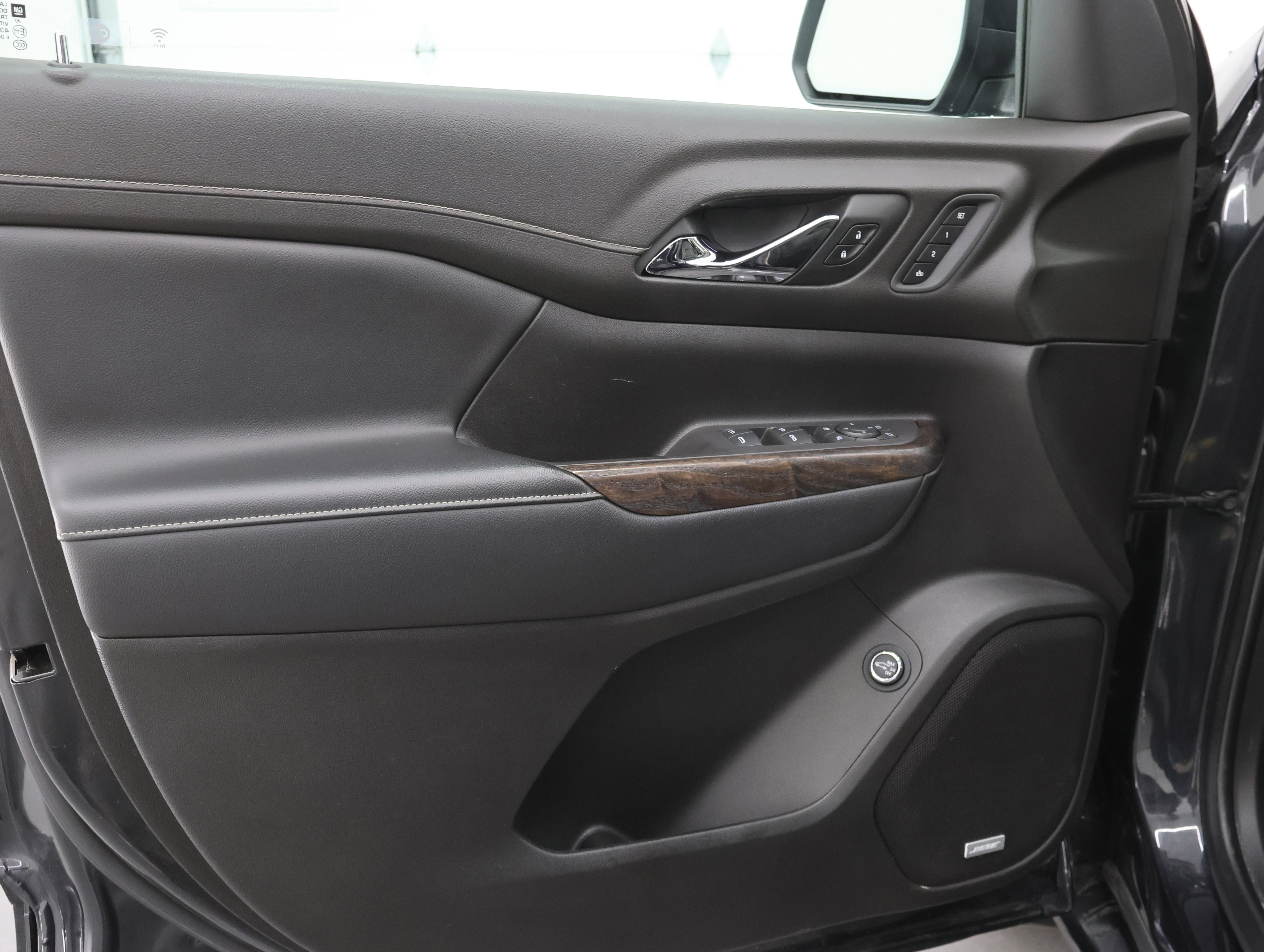 Used 2020 GMC Acadia Denali w/ Trailering Package image 50