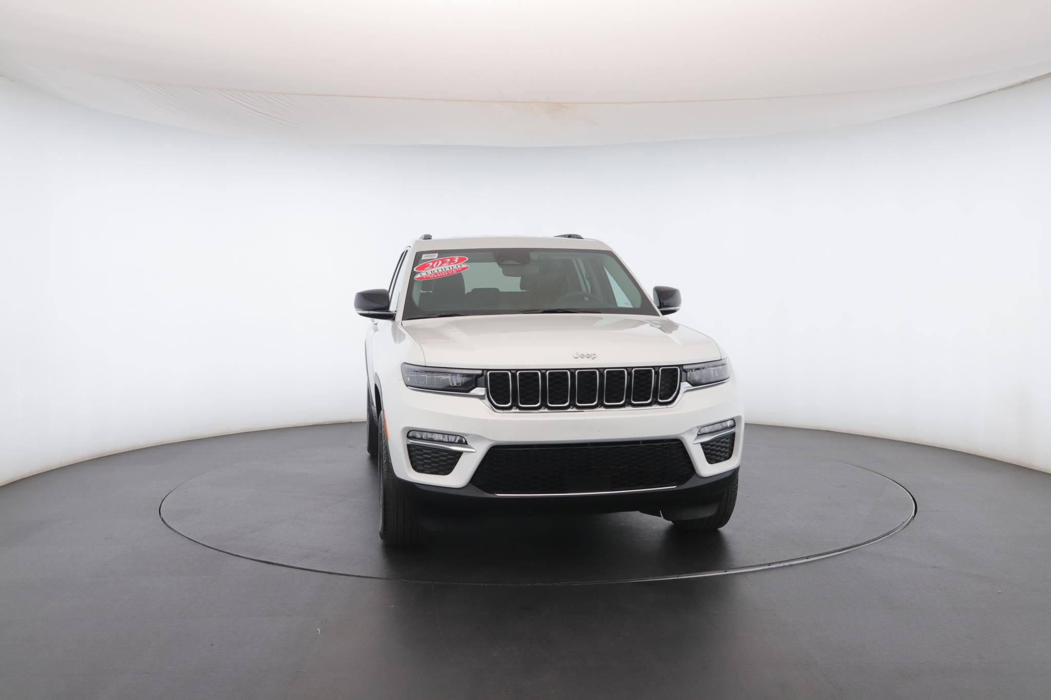 Used 2023 Jeep Grand Cherokee Limited image 34