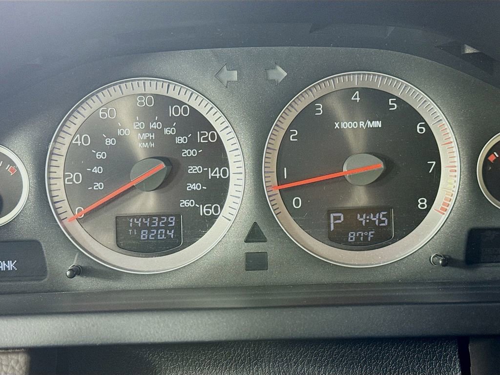 Used 2013 Volvo XC90 3.2 FWD image 14