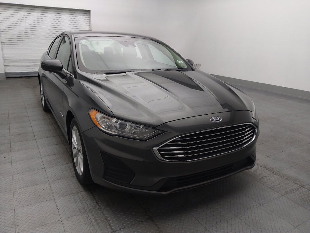Used 2019 Ford Fusion SE FWD image 14