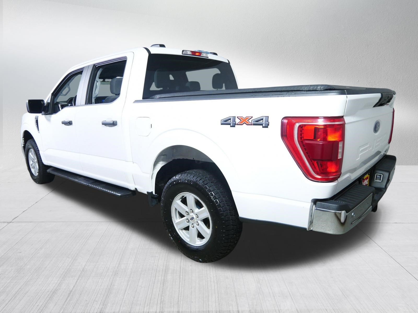 Used 2022 Ford F150 XLT w/ Trailer Tow Package AWD/4WD image 5
