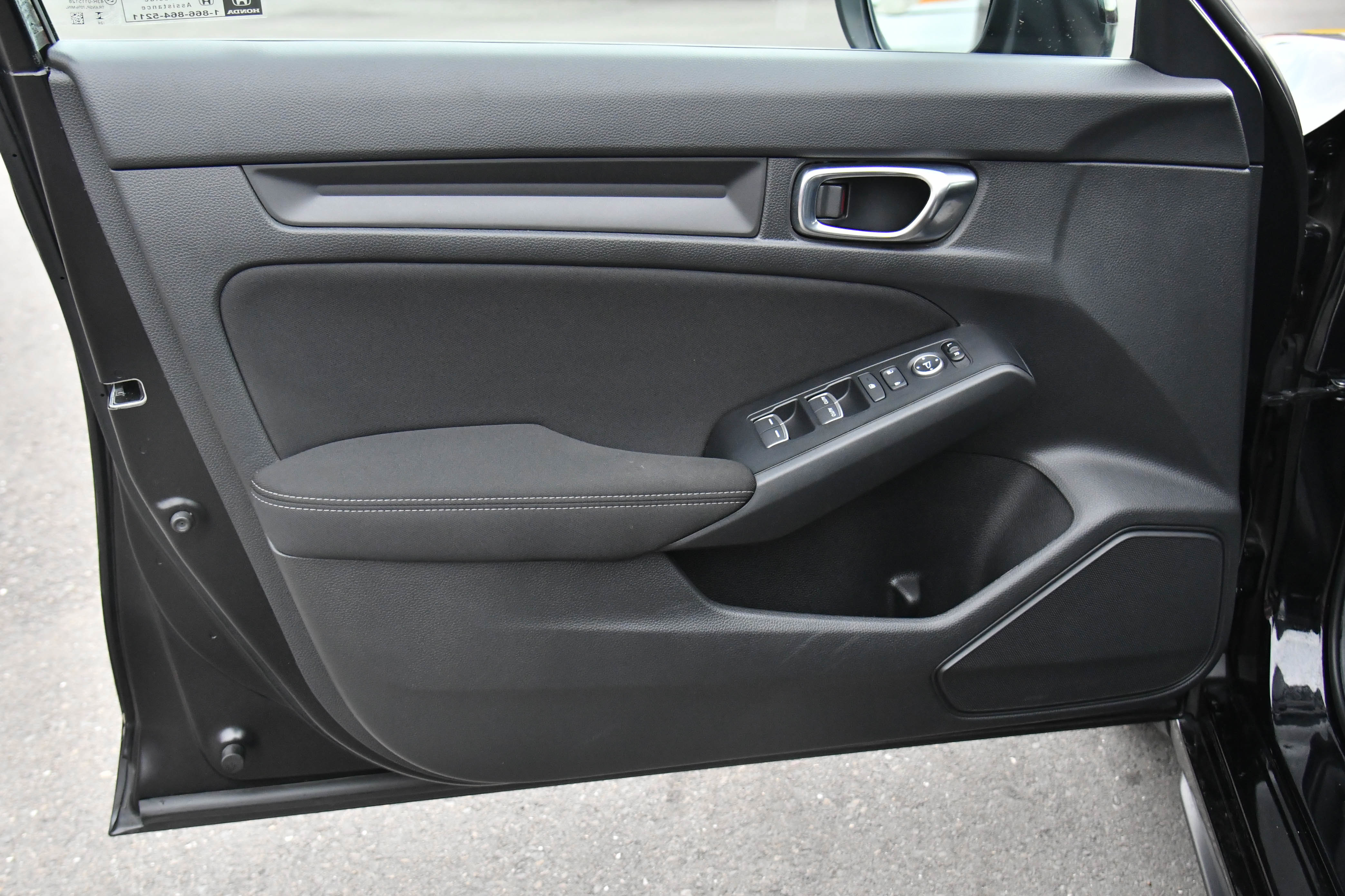 Used 2024 Honda Civic Sport image 13