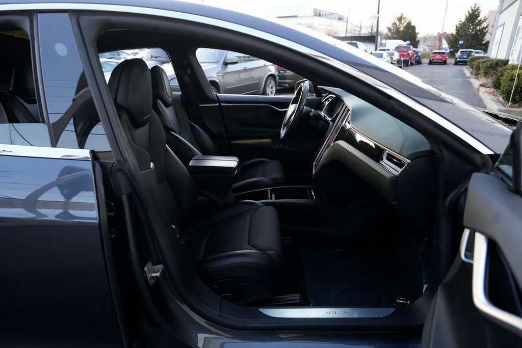 Used 2017 Tesla Model S 75D AWD/4WD image 29