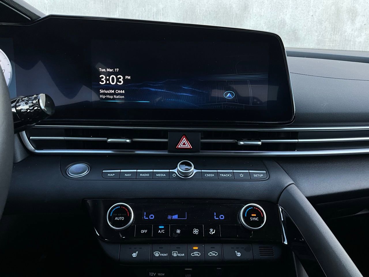 Used 2025 Hyundai Elantra SEL image 26