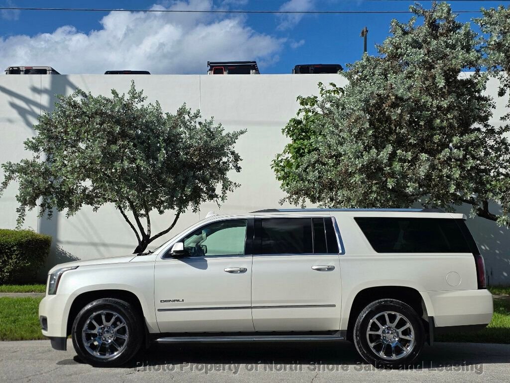 Used 2015 GMC Yukon XL Denali w/ Open Road Package RWD image 10