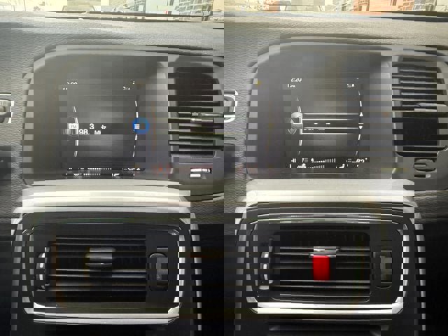 Used 2017 Volvo V60 T5 Premier w/ Convenience Package image 23