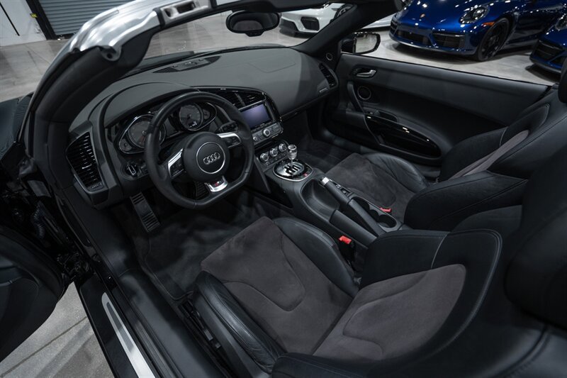 Used 2014 Audi R8 V8 AWD/4WD image 21