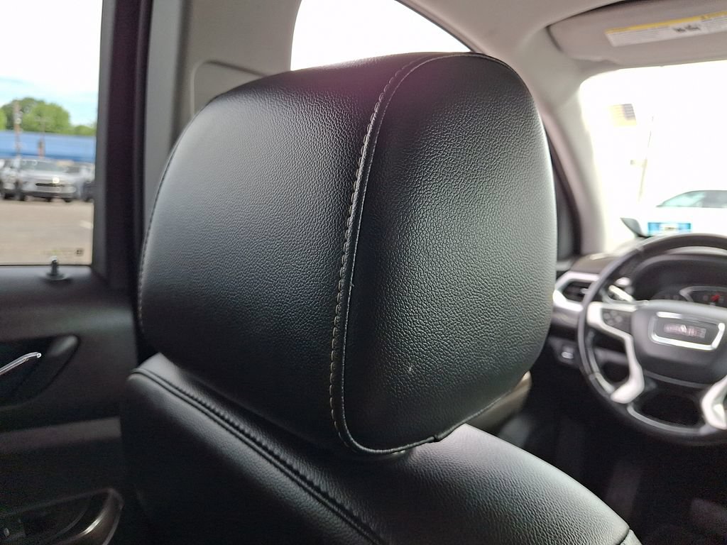 Used 2020 GMC Acadia SLT w/ LPO, Floor Liner Package AWD/4WD image 14