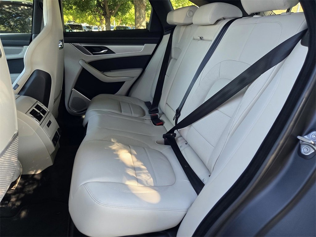 New 2026 Jaguar F-PACE R-Dynamic S image 7