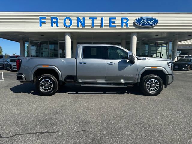 Used 2024 GMC Sierra 3500 SLT w/ SLT Premium Package image 2