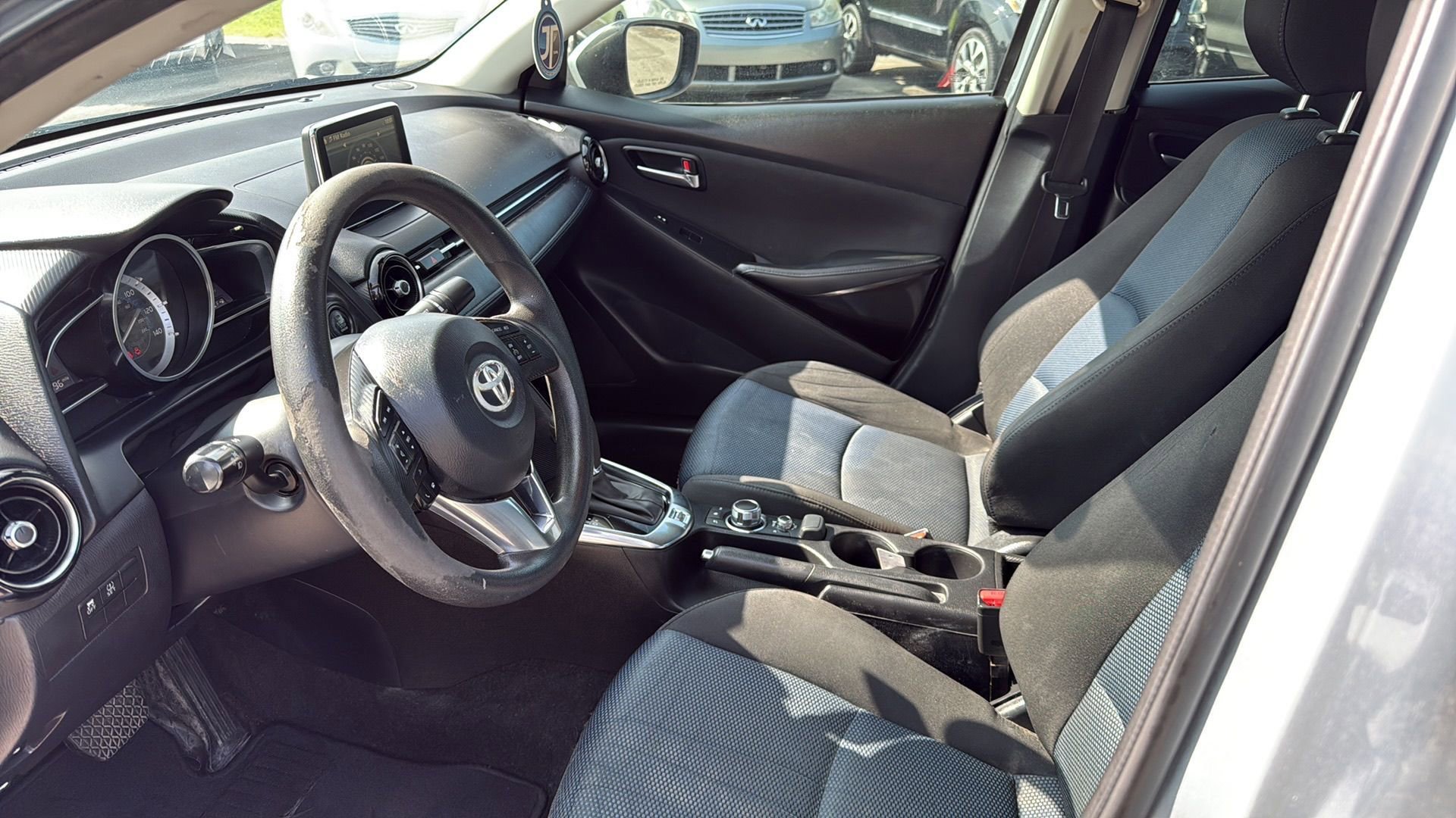 Used 2018 Toyota Yaris iA image 2