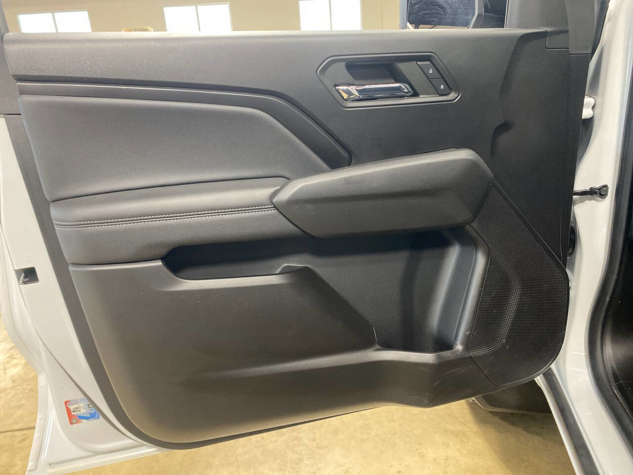 Used 2023 GMC Canyon Elevation image 12