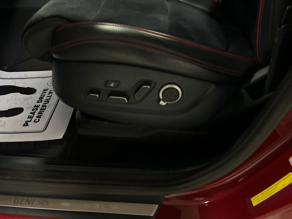 Used 2022 Genesis GV70 3.5T Sport w/ Sport Prestige Package image 11