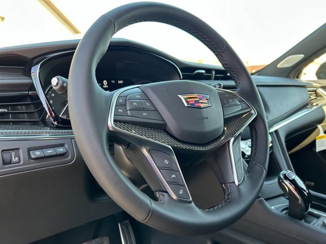 New 2026 Cadillac XT5 Sportv w/ LPO, Onyx Lite Package image 23