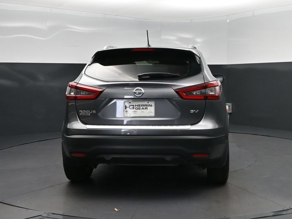 Used 2022 Nissan Rogue Sport SV FWD image 6