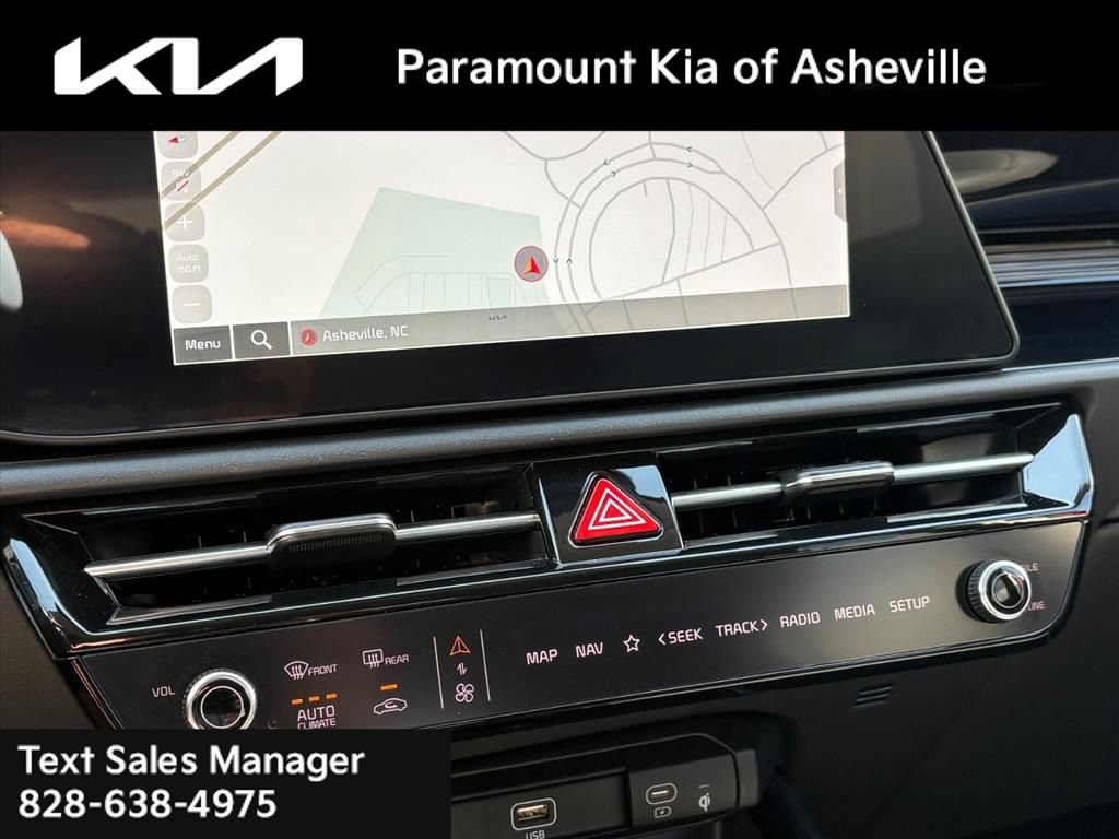 Certified 2025 Kia Niro EX FWD image 9