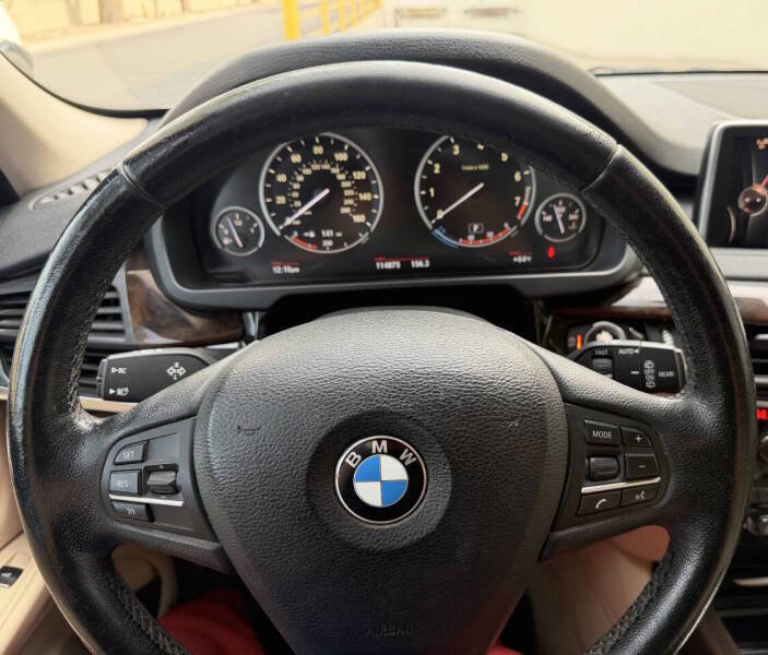 Used 2014 BMW X5 xDrive50i AWD/4WD image 16