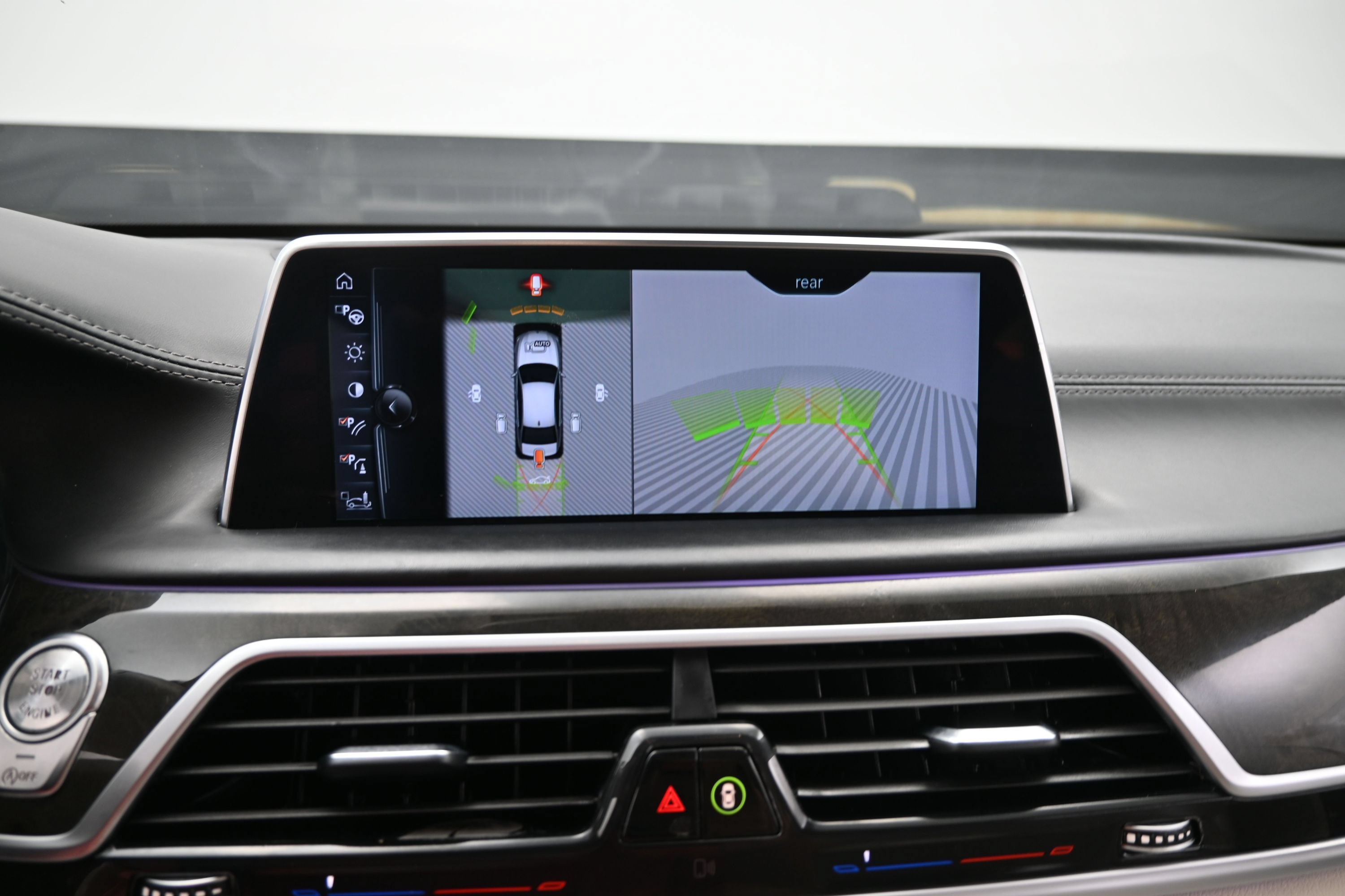Used 2017 BMW 740i xDrive AWD/4WD image 19