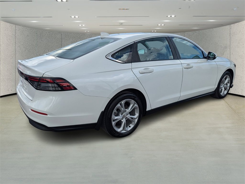 Used 2023 Honda Accord LX image 3