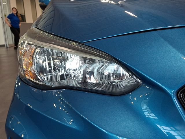 Used 2018 Subaru Impreza 2.0i Sport w/ Popular Package #2 AWD/4WD image 8