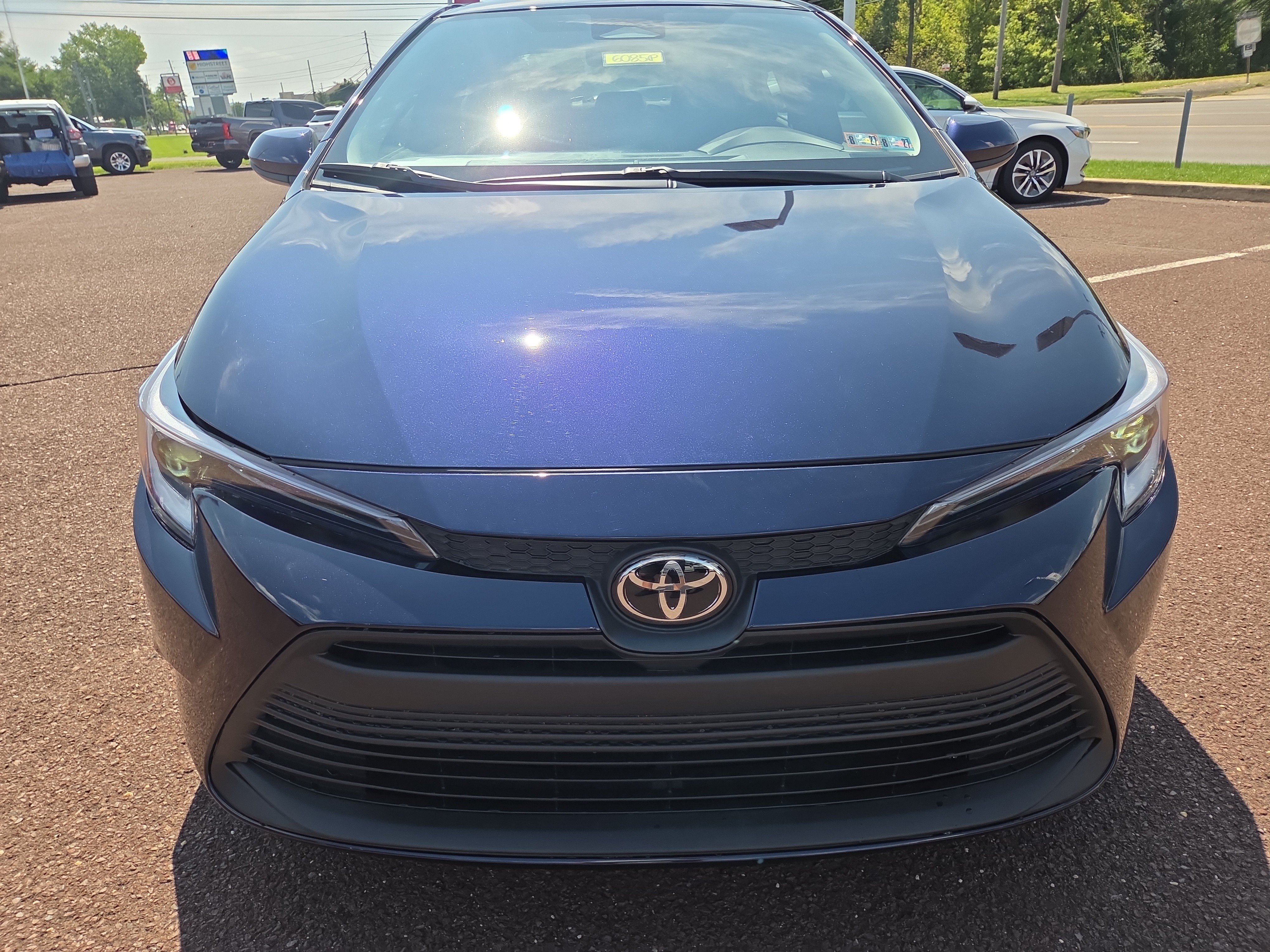 Certified 2026 Toyota Corolla LE w/ LE Premium Package FWD image 8