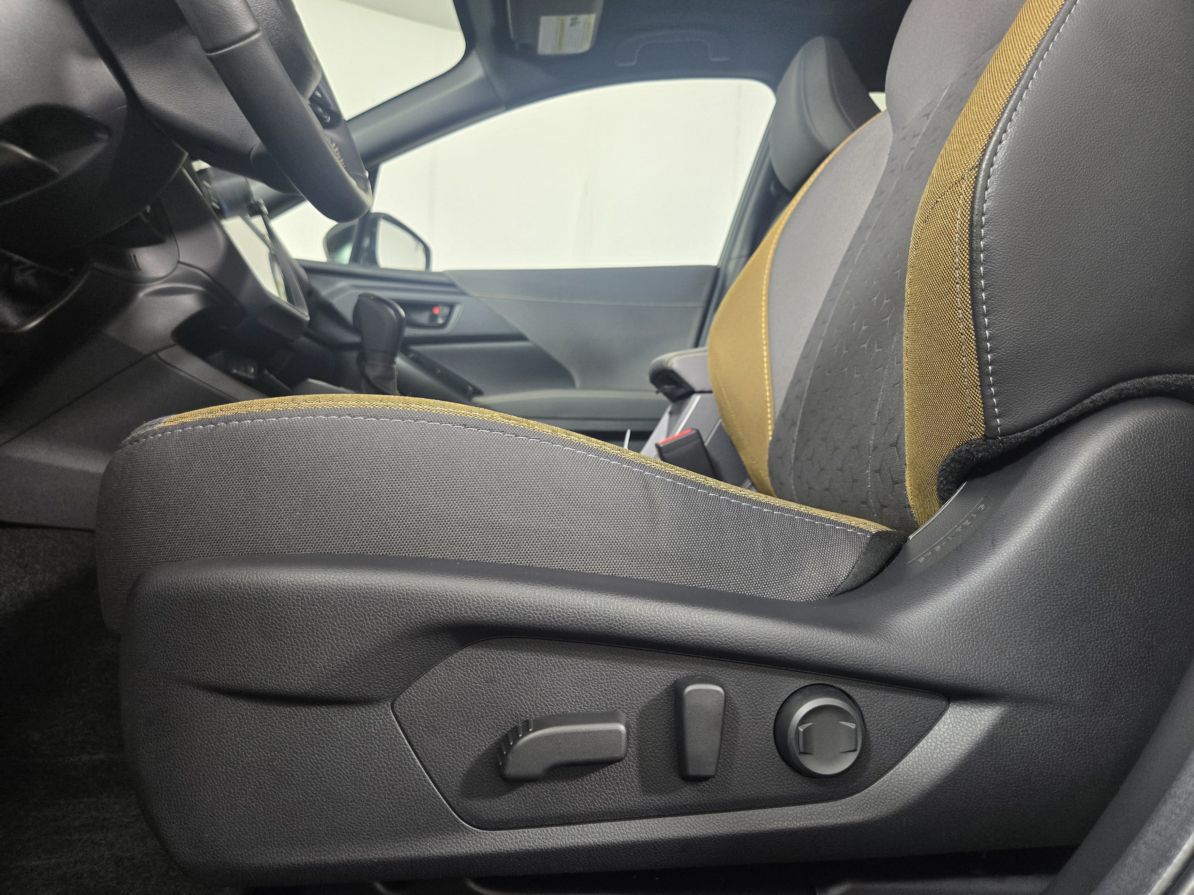 Used 2024 Subaru Crosstrek 2.5i Sport AWD/4WD image 29