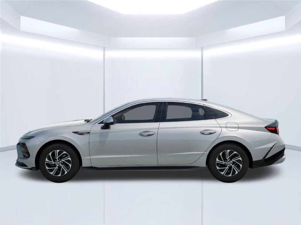 New 2026 Hyundai Sonata Blue FWD image 3