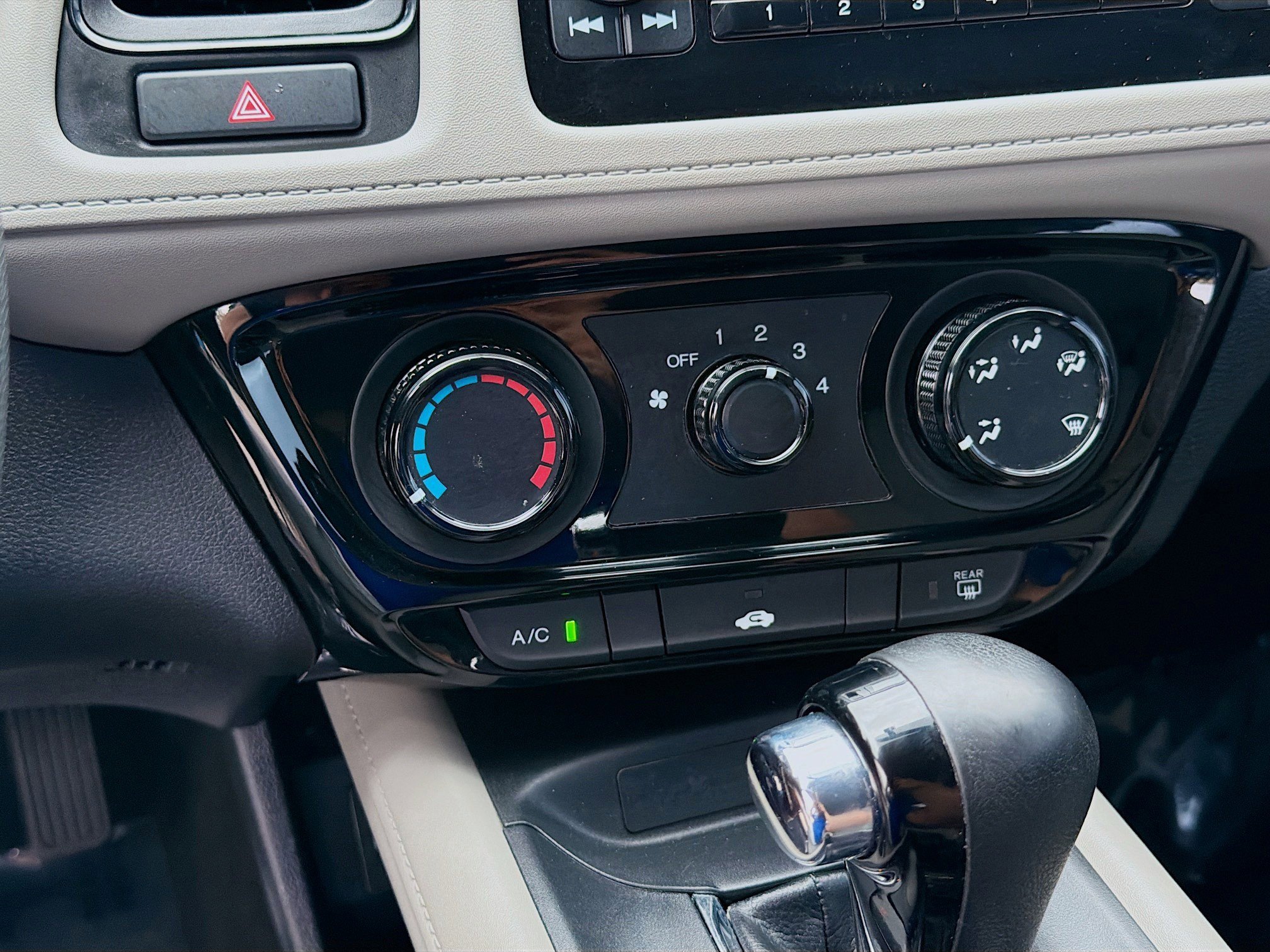 Certified 2019 Honda HR-V LX image 14