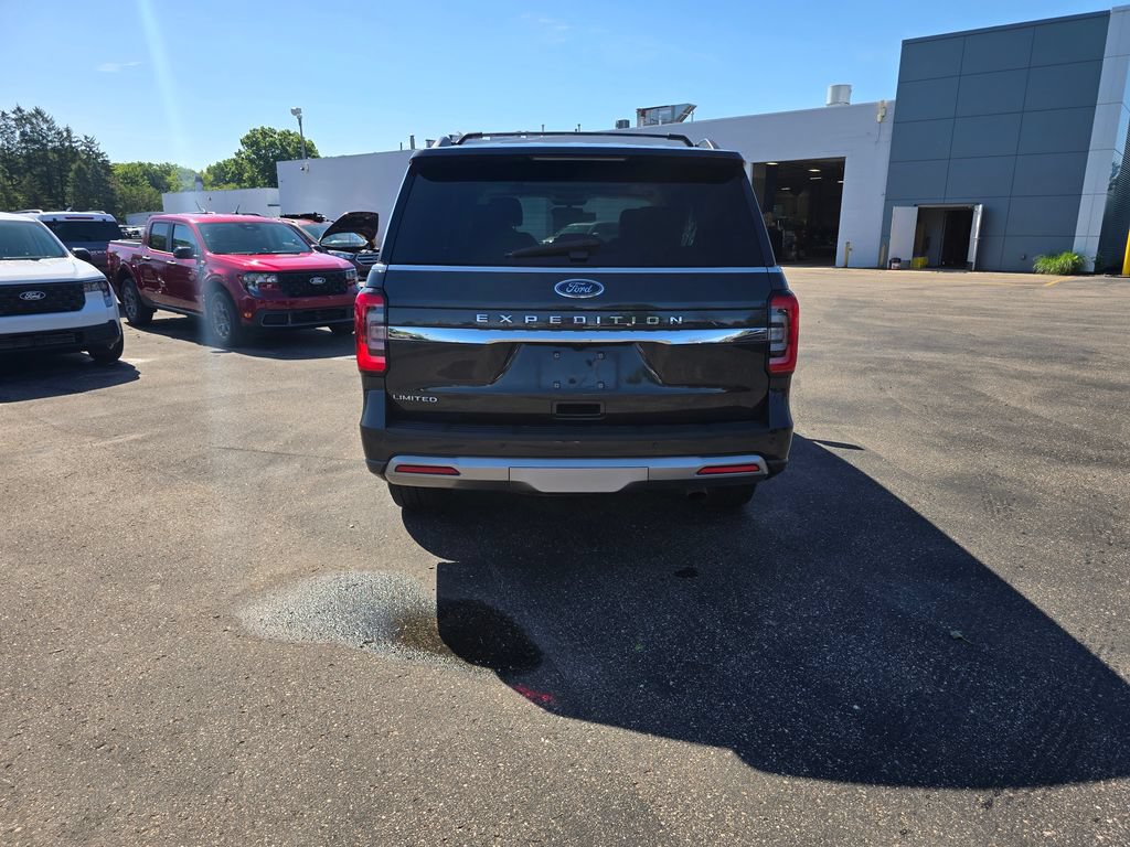 Certified 2022 Ford Expedition Limited AWD/4WD image 4