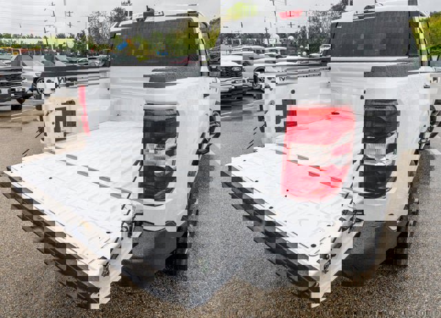 New 2025 Ford Maverick XLT image 47