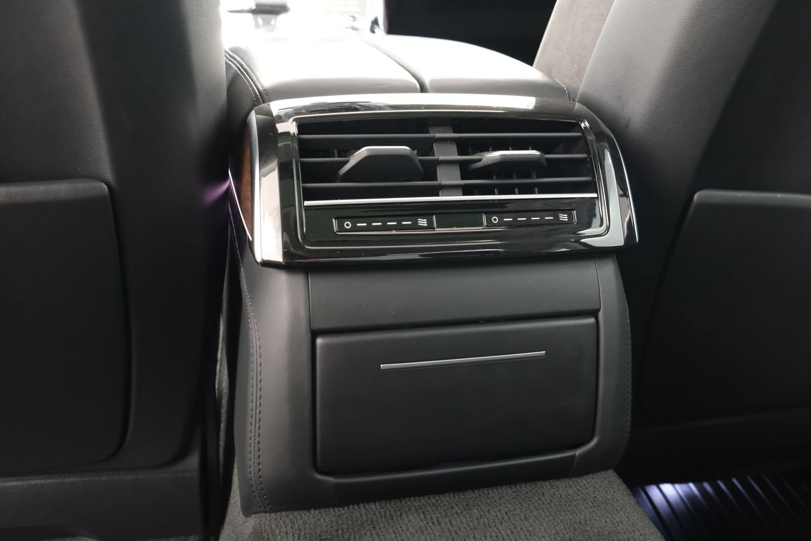 Used 2021 Audi A8 L 4.0T w/ Luxury Package AWD/4WD image 36